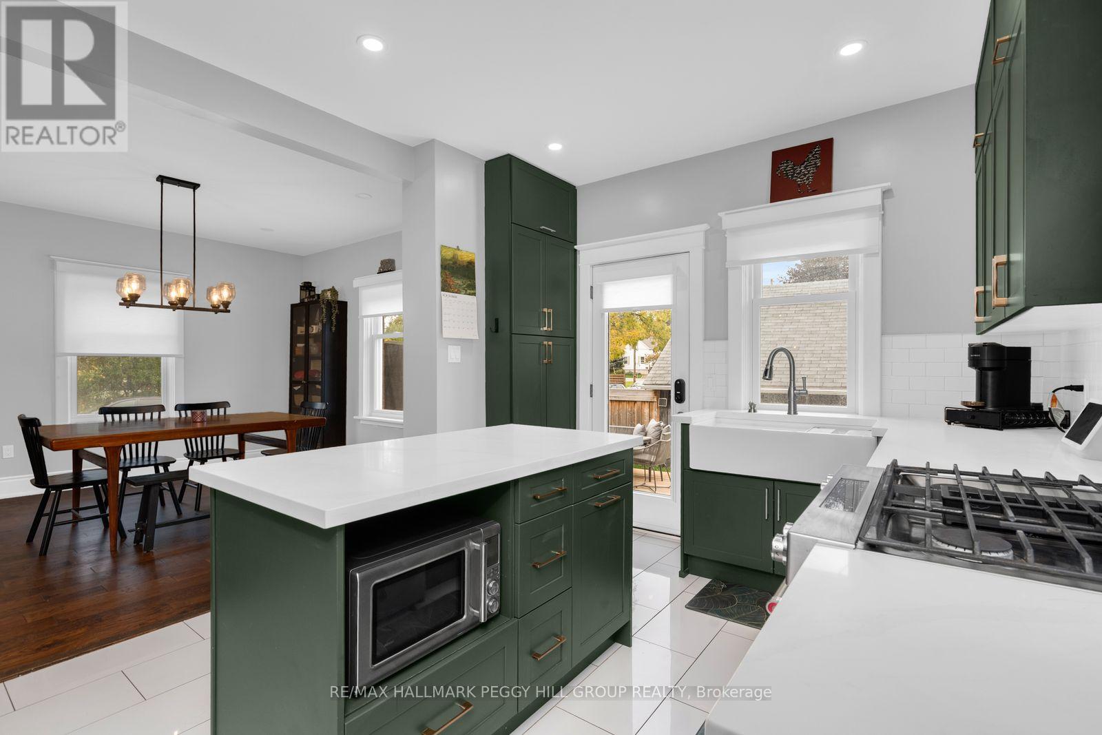 36 Commercial Street Property Photo 1