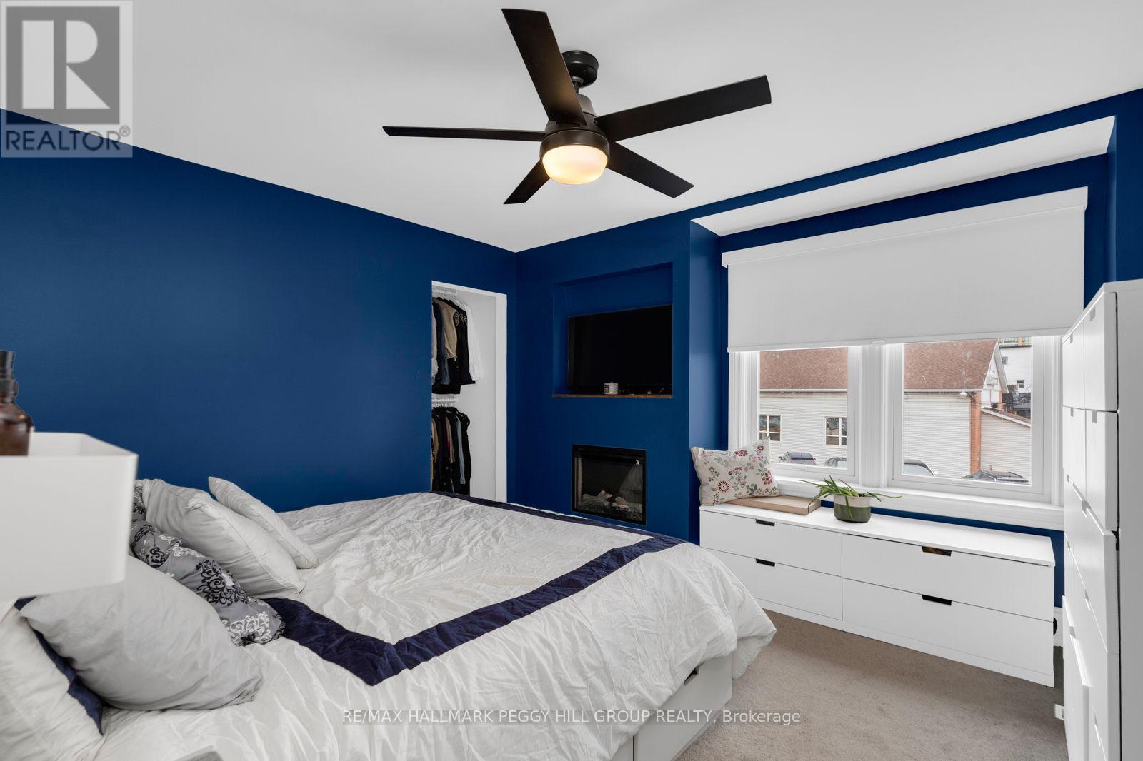 36 Commercial Street Property Photo 9