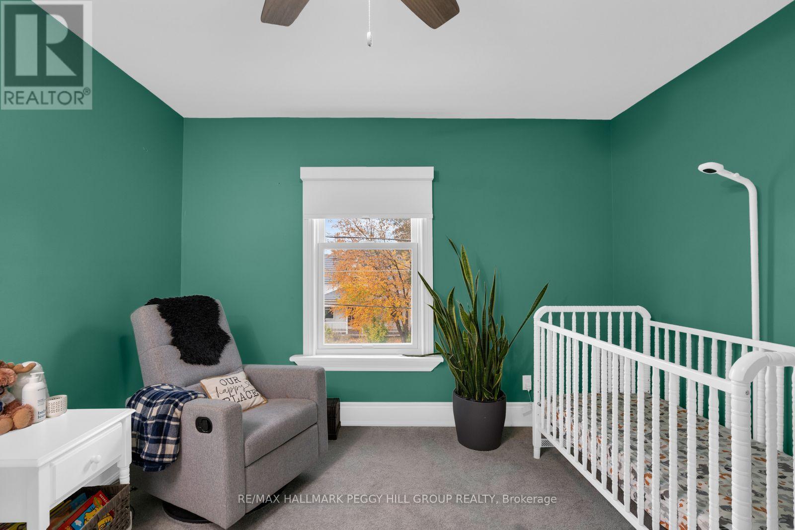 36 Commercial Street Property Photo 14