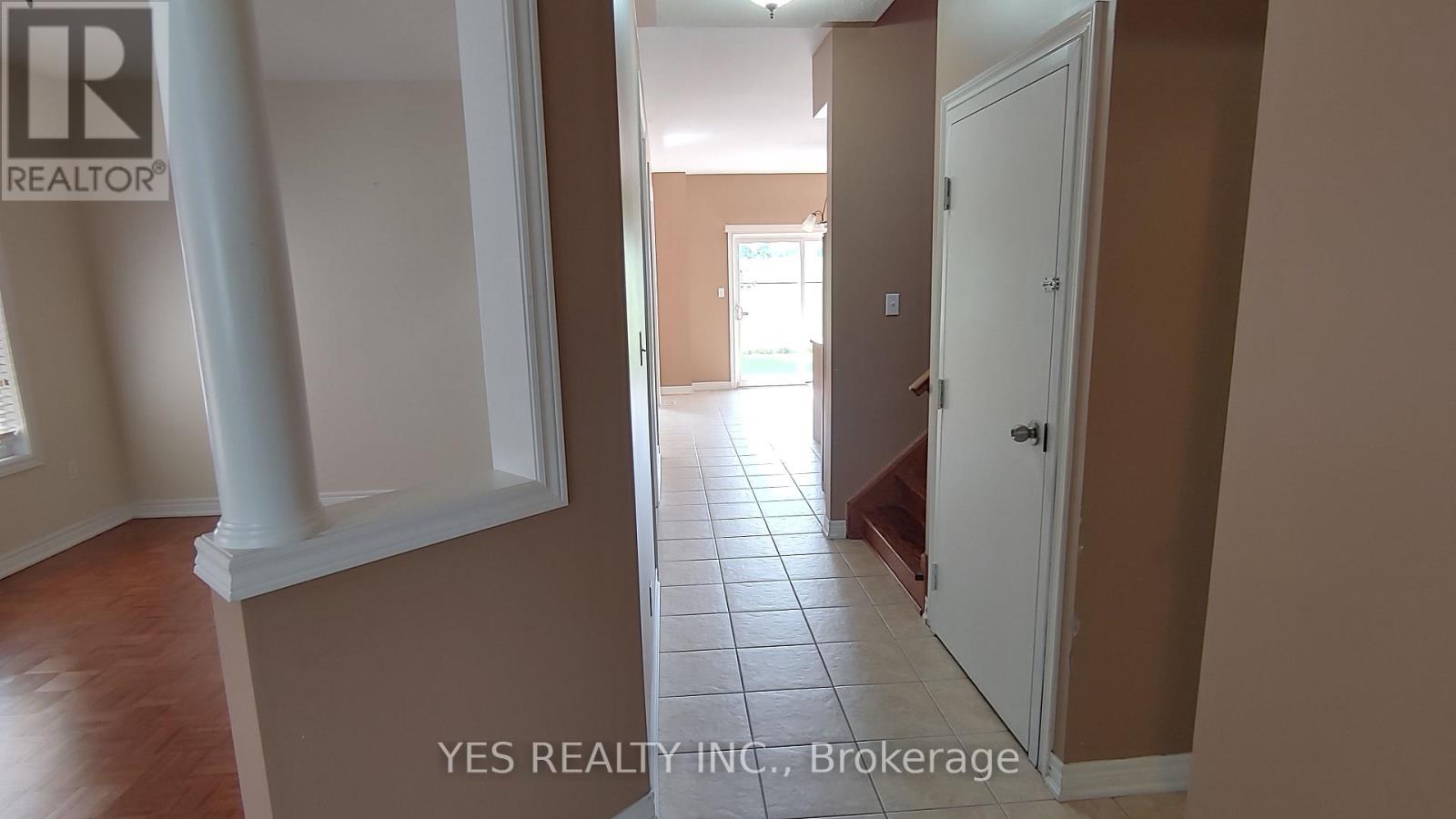 26 New Hampshire Court Property Photo 4