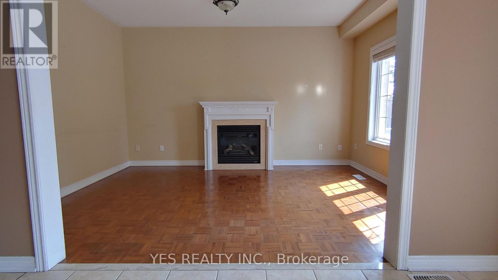 26 New Hampshire Court Property Photo 7