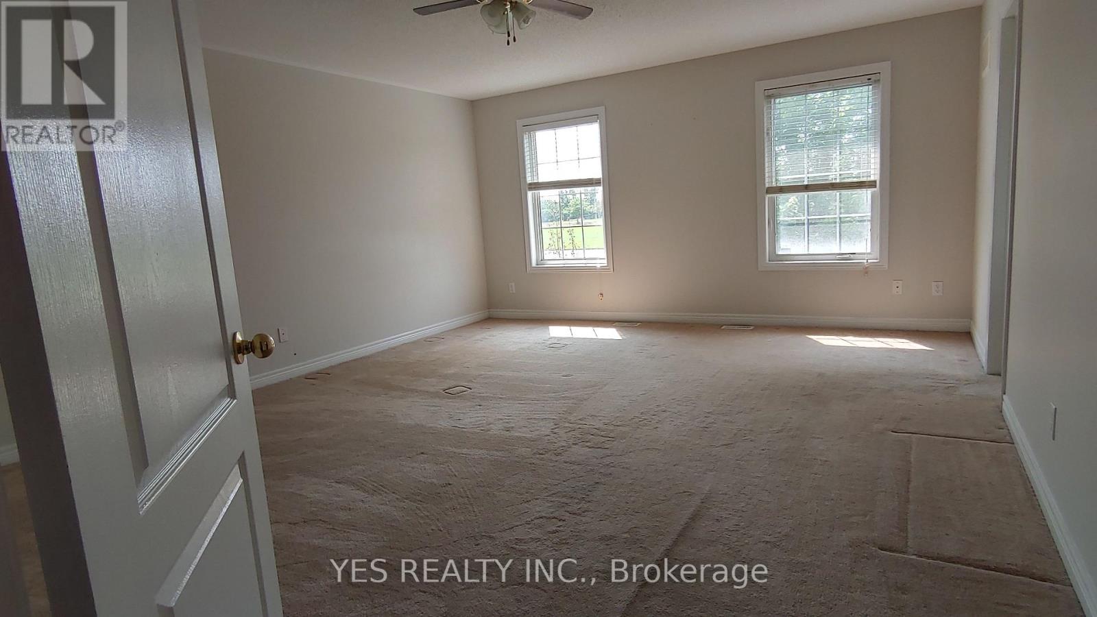 26 New Hampshire Court Property Photo 12