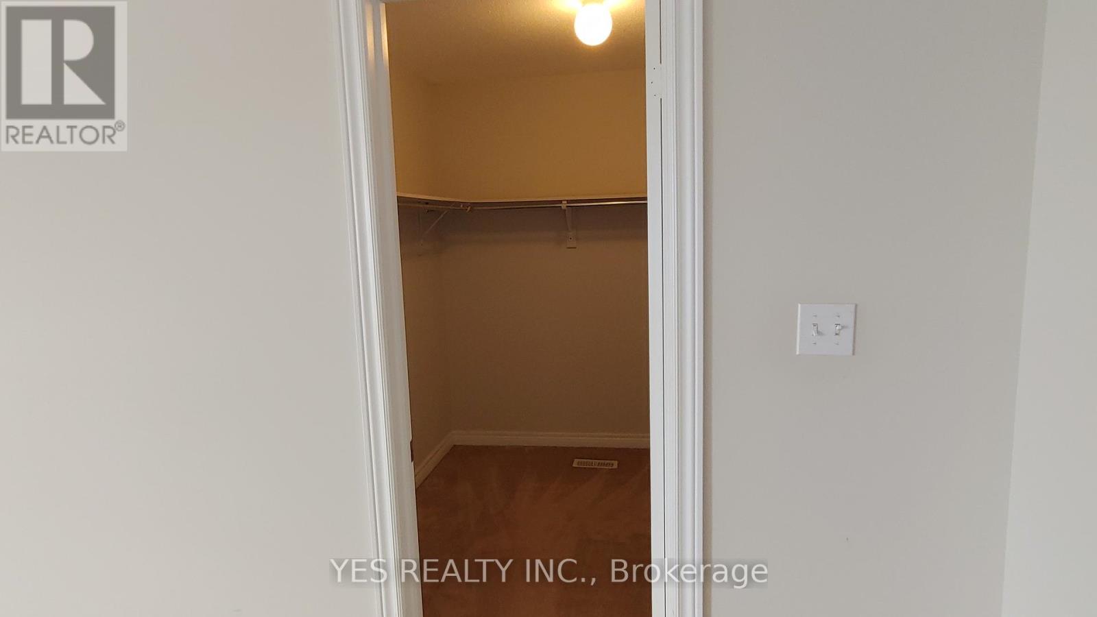 26 New Hampshire Court Property Photo 13