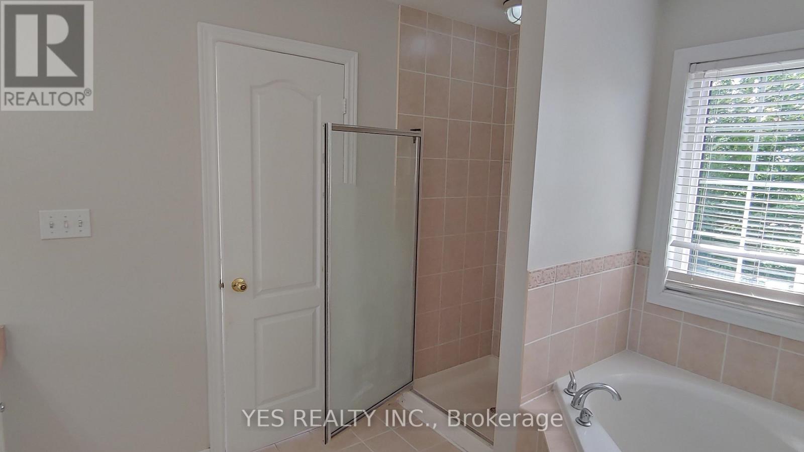 26 New Hampshire Court Property Photo 15