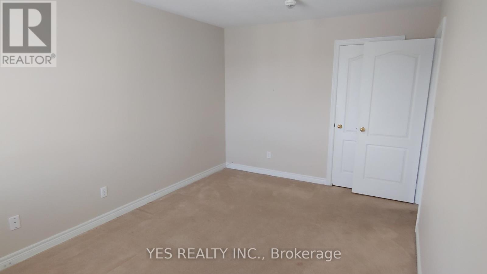 26 New Hampshire Court Property Photo 18