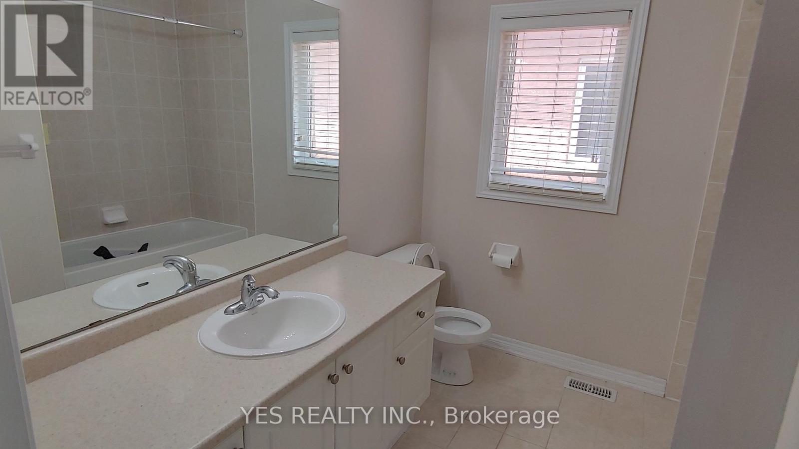 26 New Hampshire Court Property Photo 22