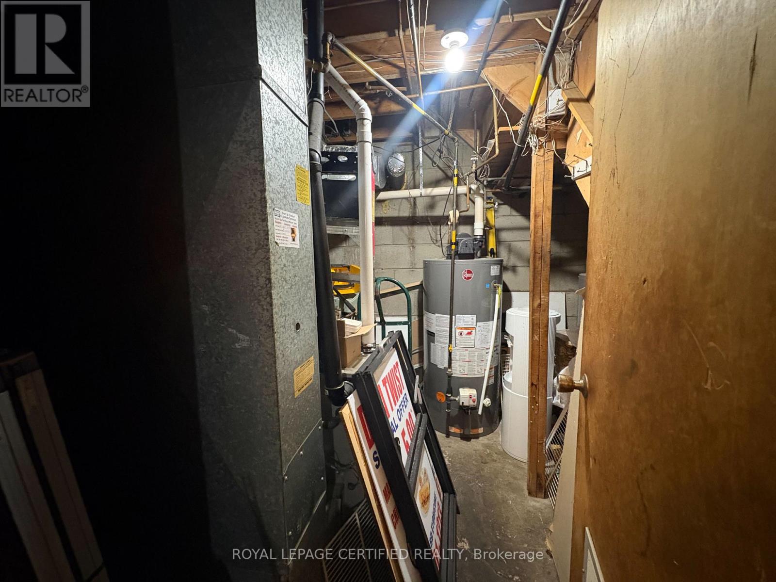 827 Albion Road Property Photo 26