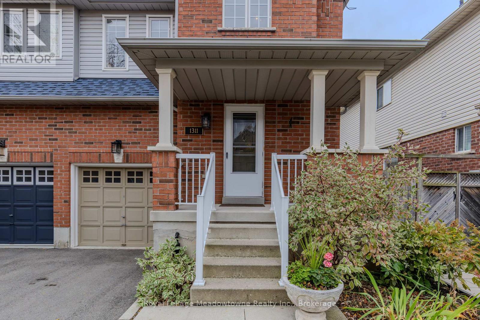 1311 Cartmer Way Property Photo 4