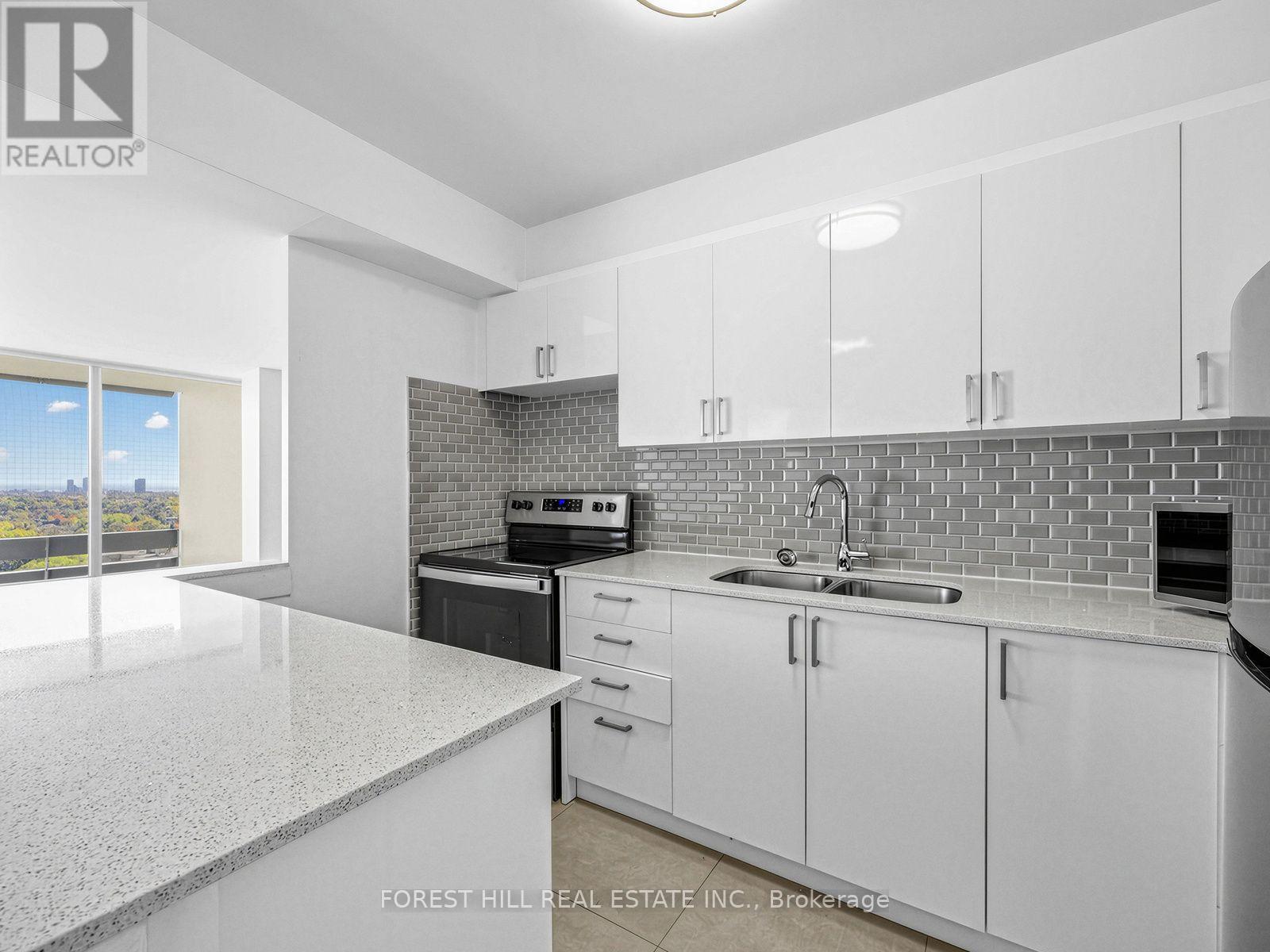 1811 - 377 Ridelle Avenue Property Photo 13