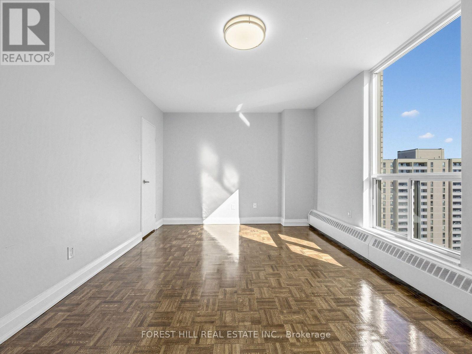 1811 - 377 Ridelle Avenue Property Photo 18