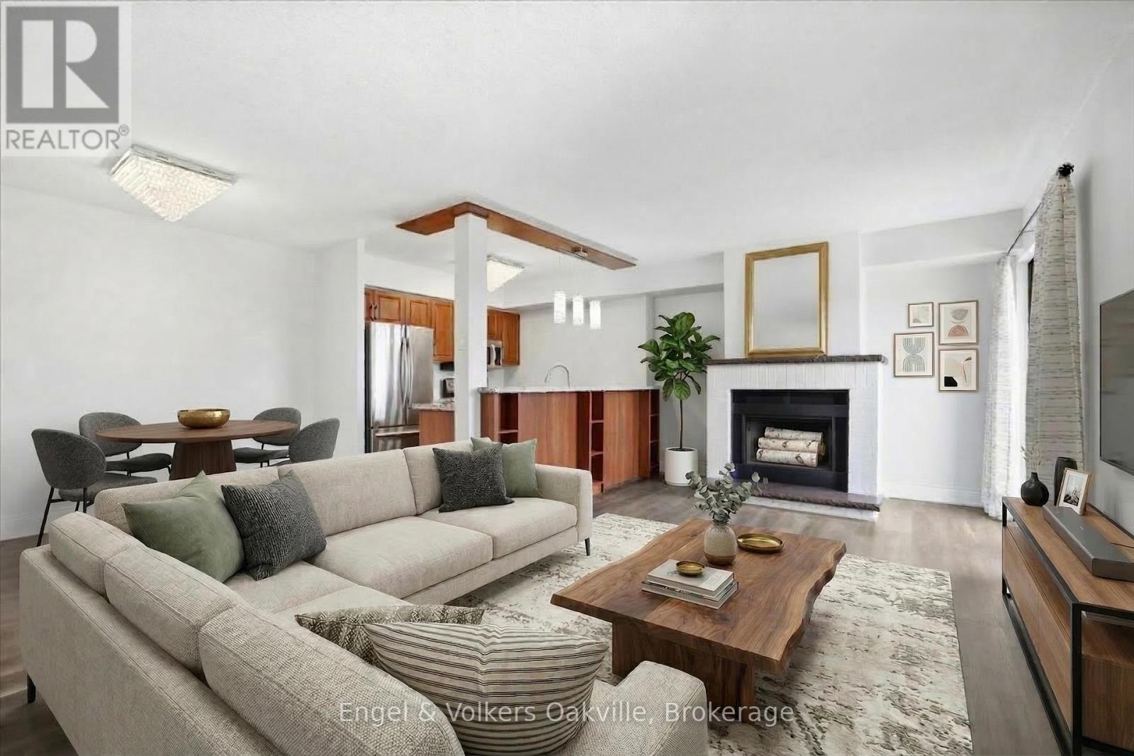 625 - 1000 Cedarglen Gate Property Photo 3