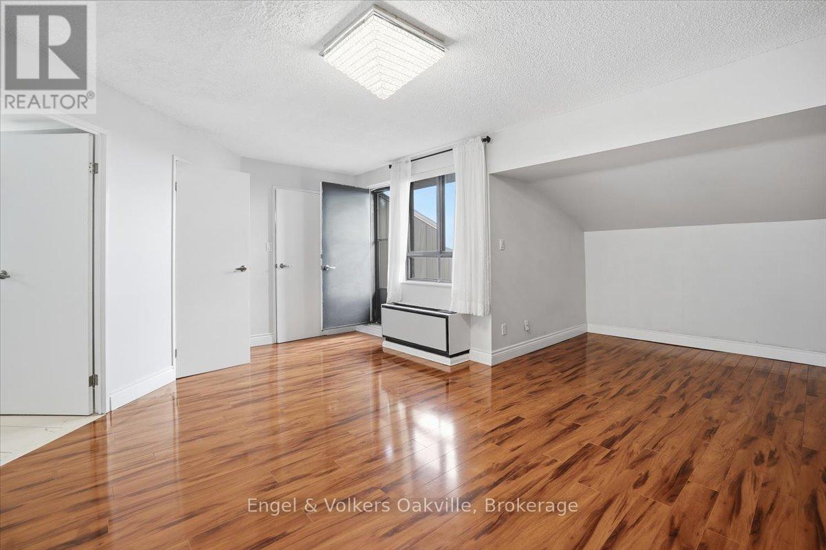625 - 1000 Cedarglen Gate Property Photo 26