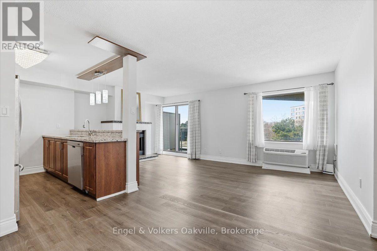 625 - 1000 Cedarglen Gate Property Photo 4