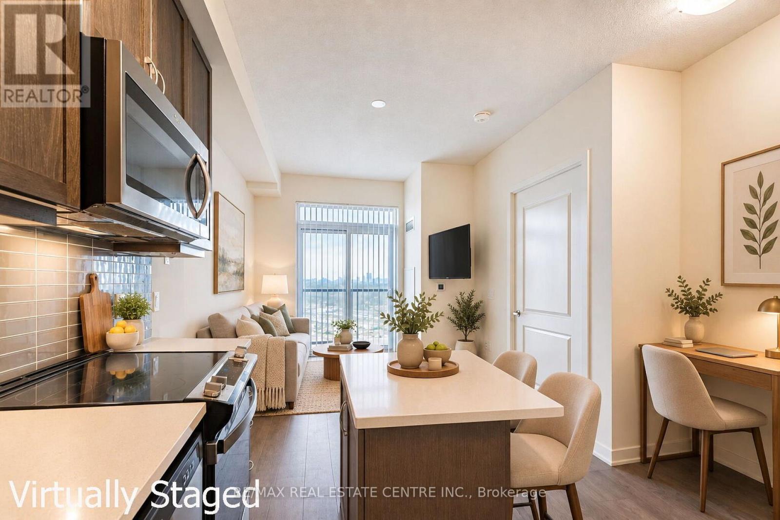 2510 - 38 Annie Craig Drive Property Photo 11