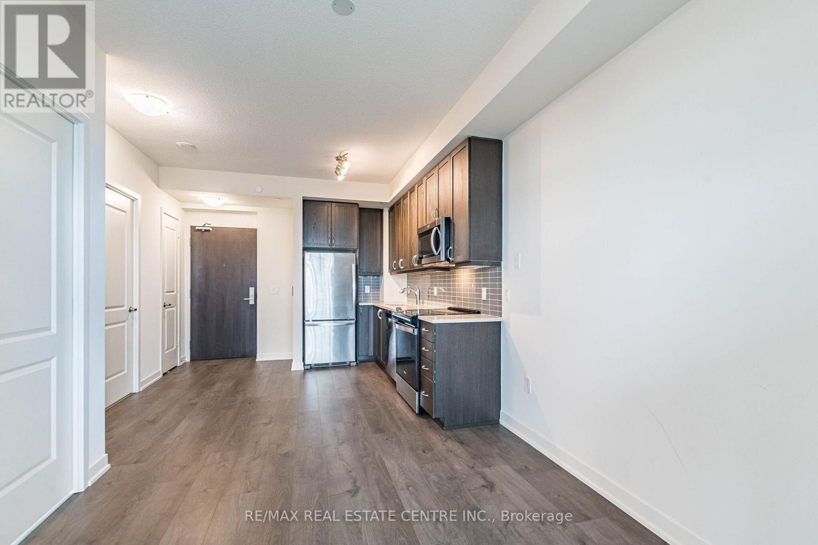 2510 - 38 Annie Craig Drive Property Photo 13