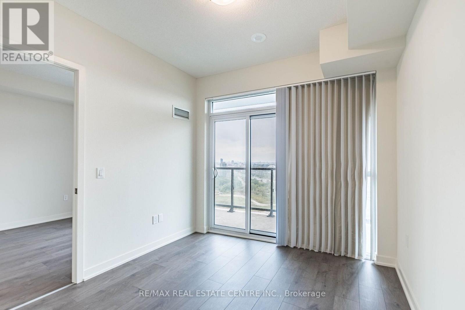 2510 - 38 Annie Craig Drive Property Photo 17