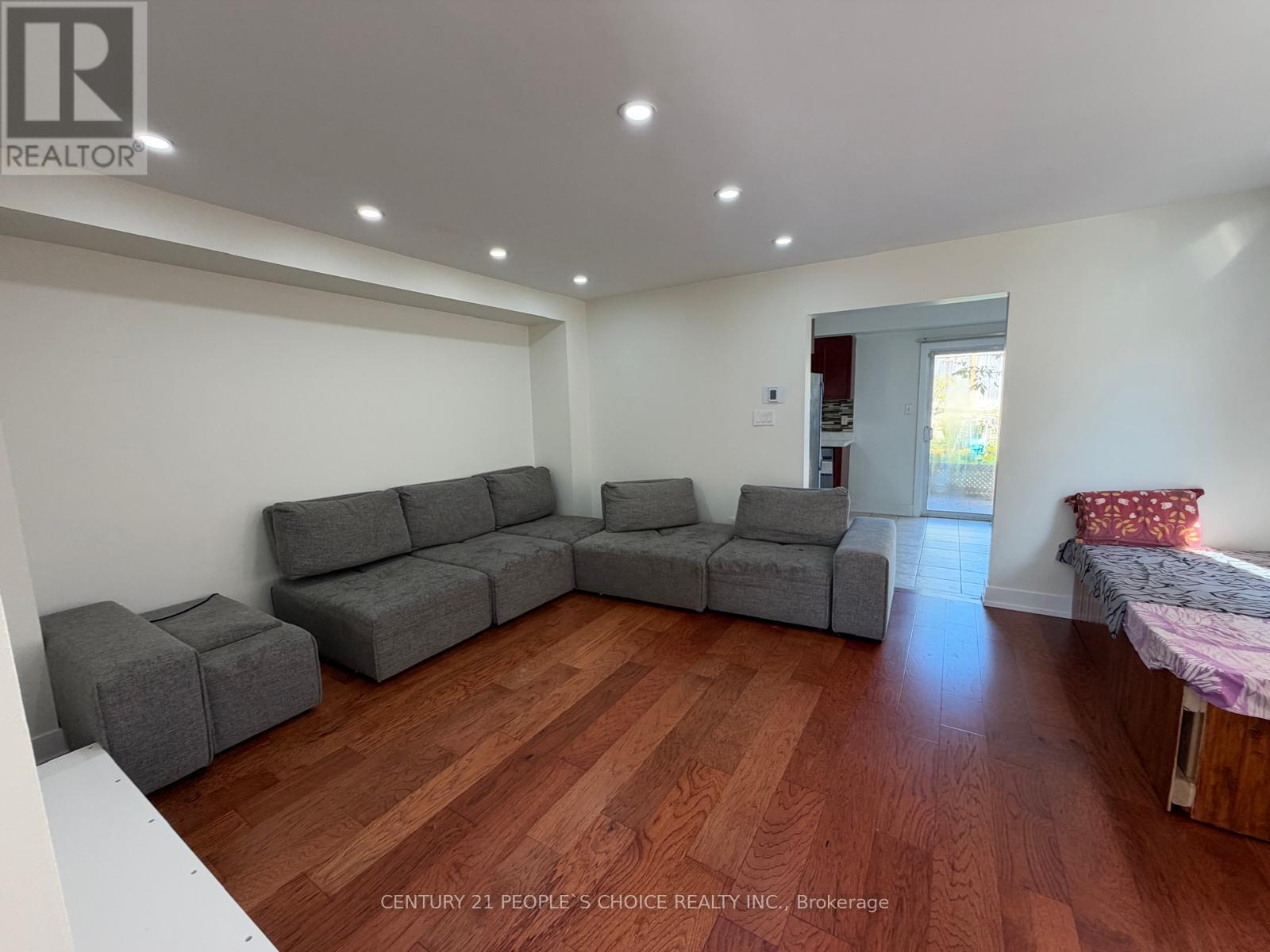 17 Corvette Court Property Photo 26