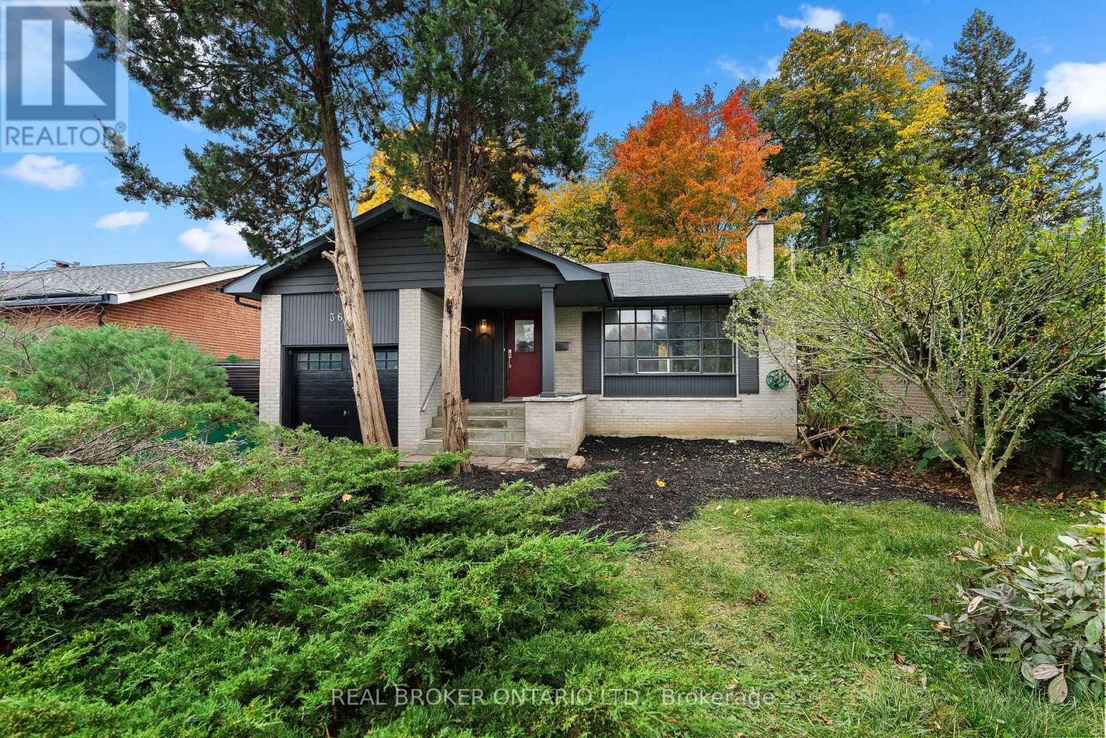 361 Rathburn Road Property Photo 5