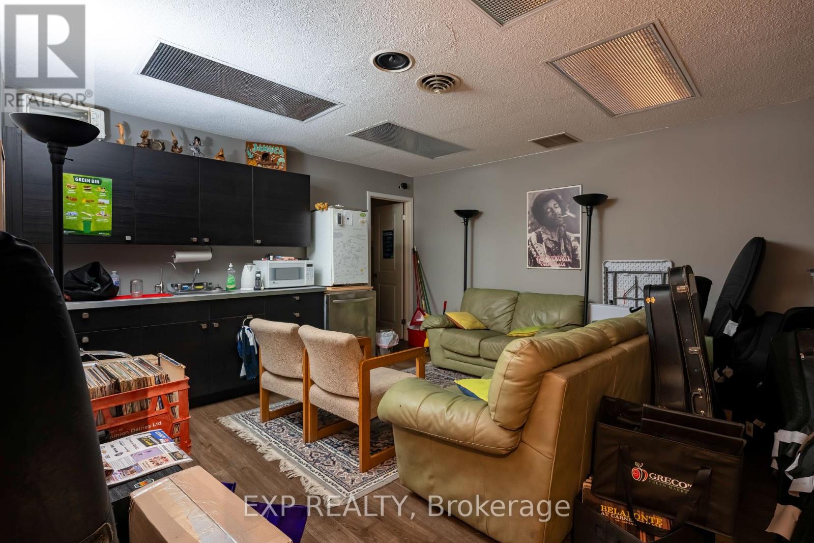 145-147 Broadway Property Photo 9