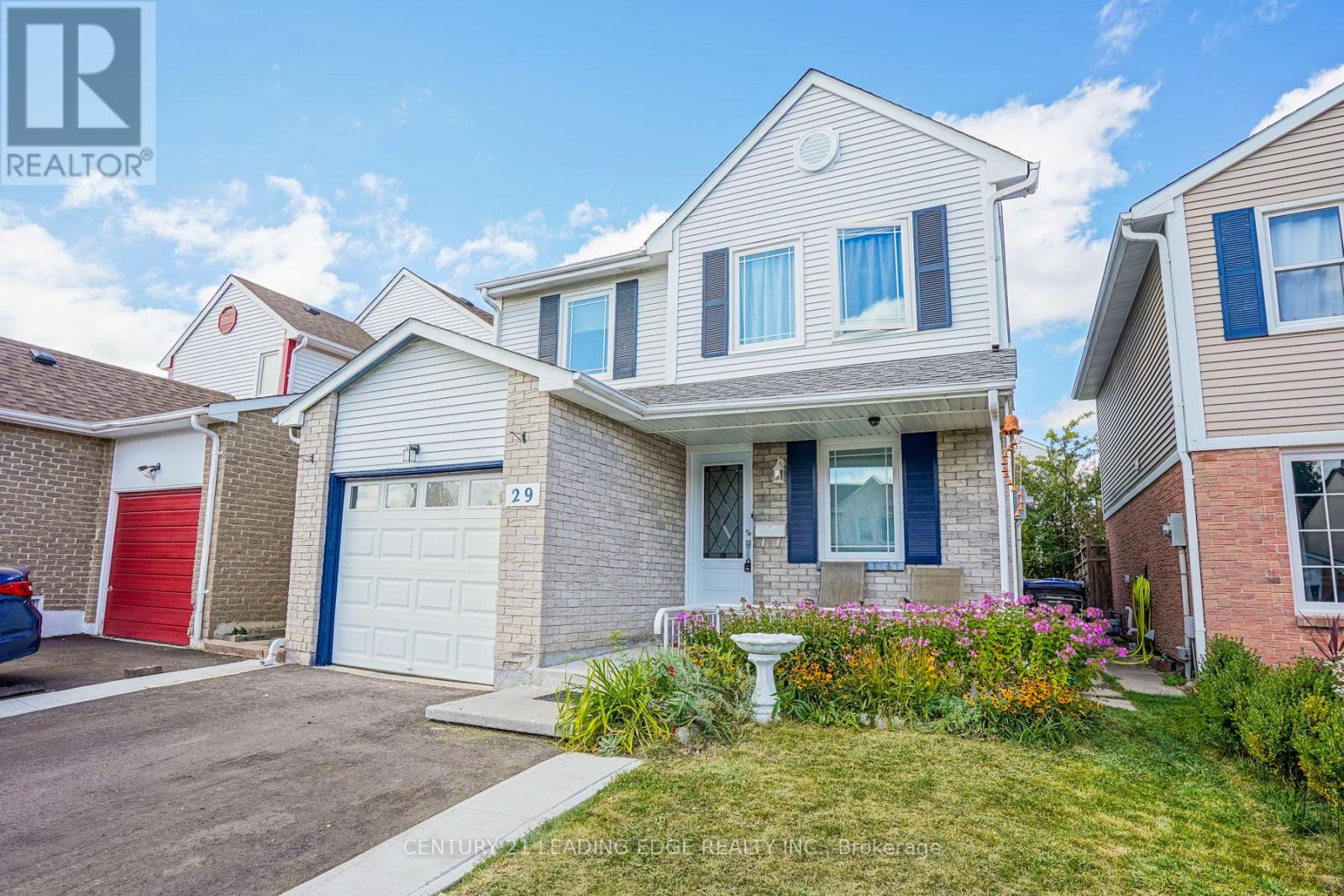 Upper - 29 Junewood Crescent Property Photo 3