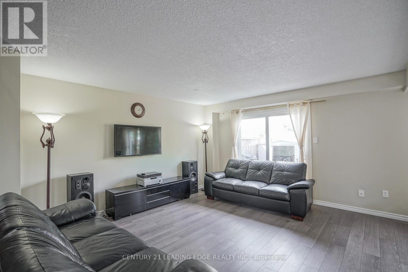 Upper - 29 Junewood Crescent Property Photo 15