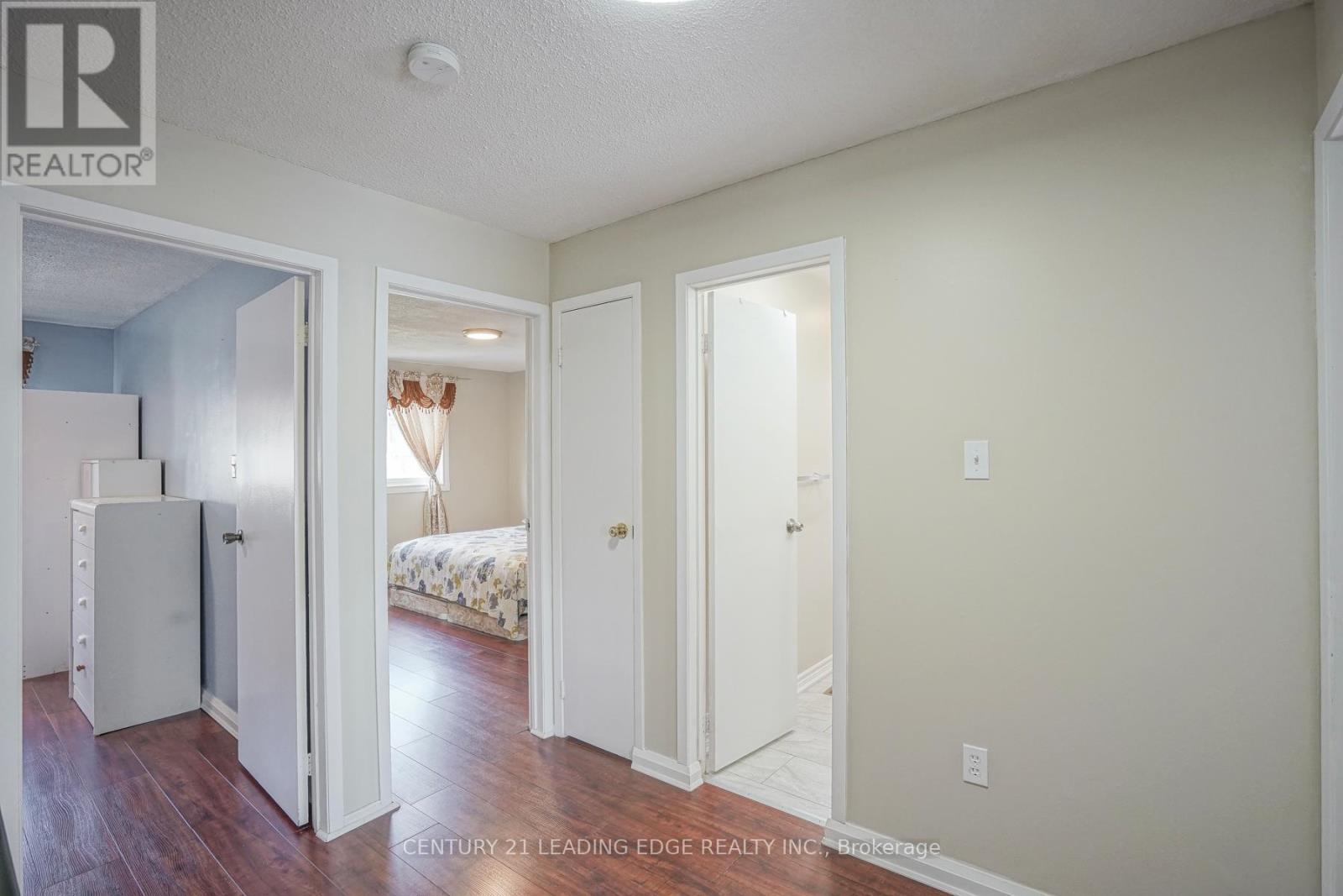 Upper - 29 Junewood Crescent Property Photo 18