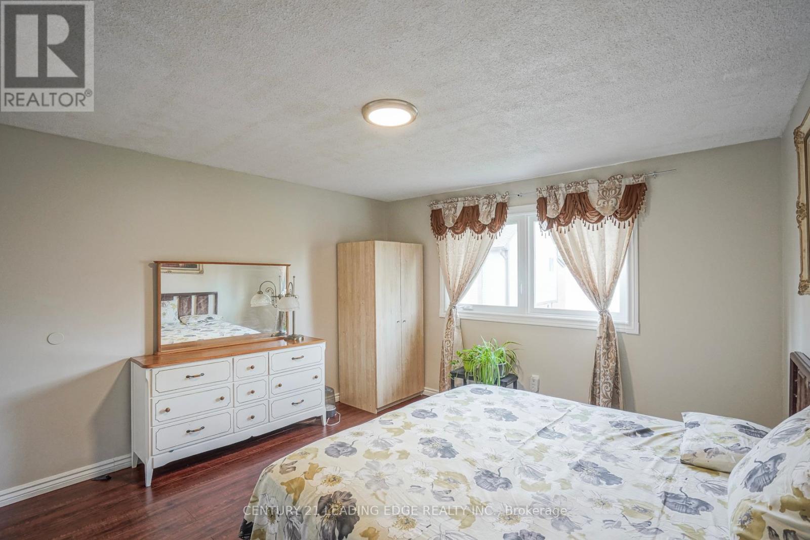 Upper - 29 Junewood Crescent Property Photo 26