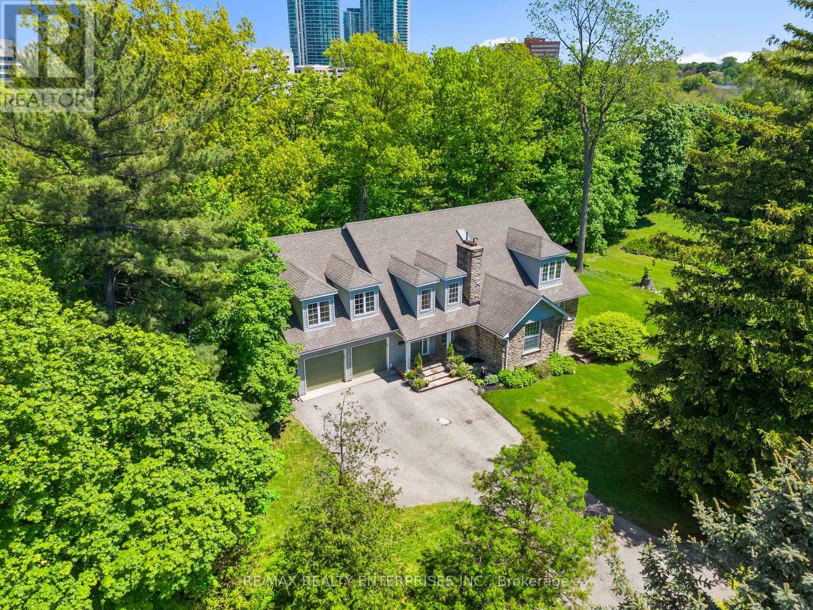 1690 Sherway Drive Property Photo 1