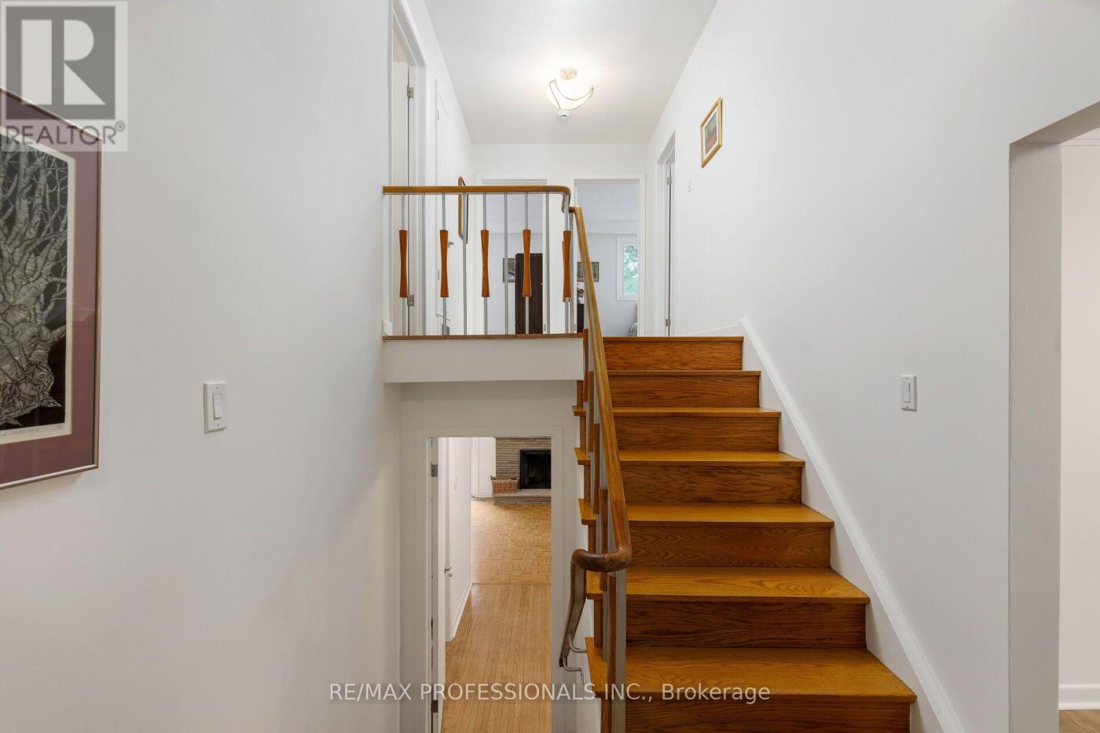 36 Thicket Road Property Photo 19