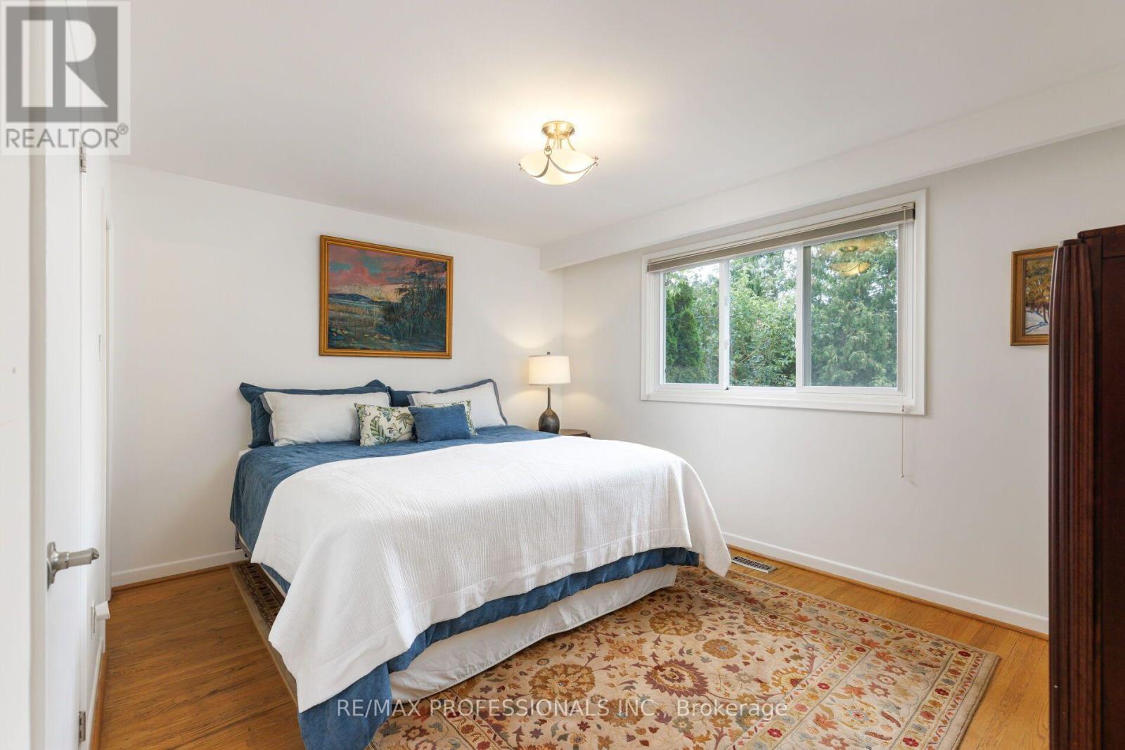 36 Thicket Road Property Photo 22