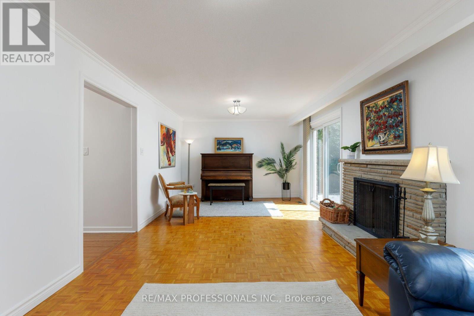 36 Thicket Road Property Photo 31
