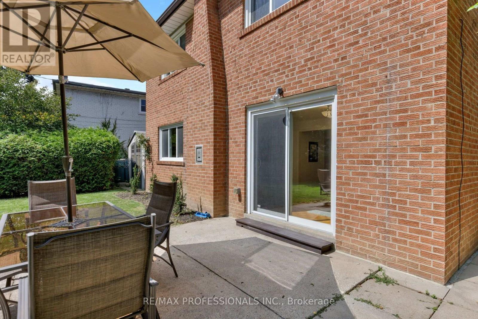 36 Thicket Road Property Photo 33