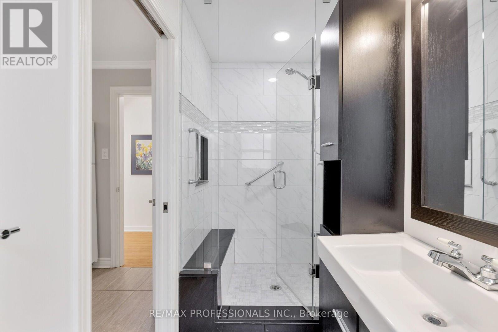 36 Thicket Road Property Photo 44
