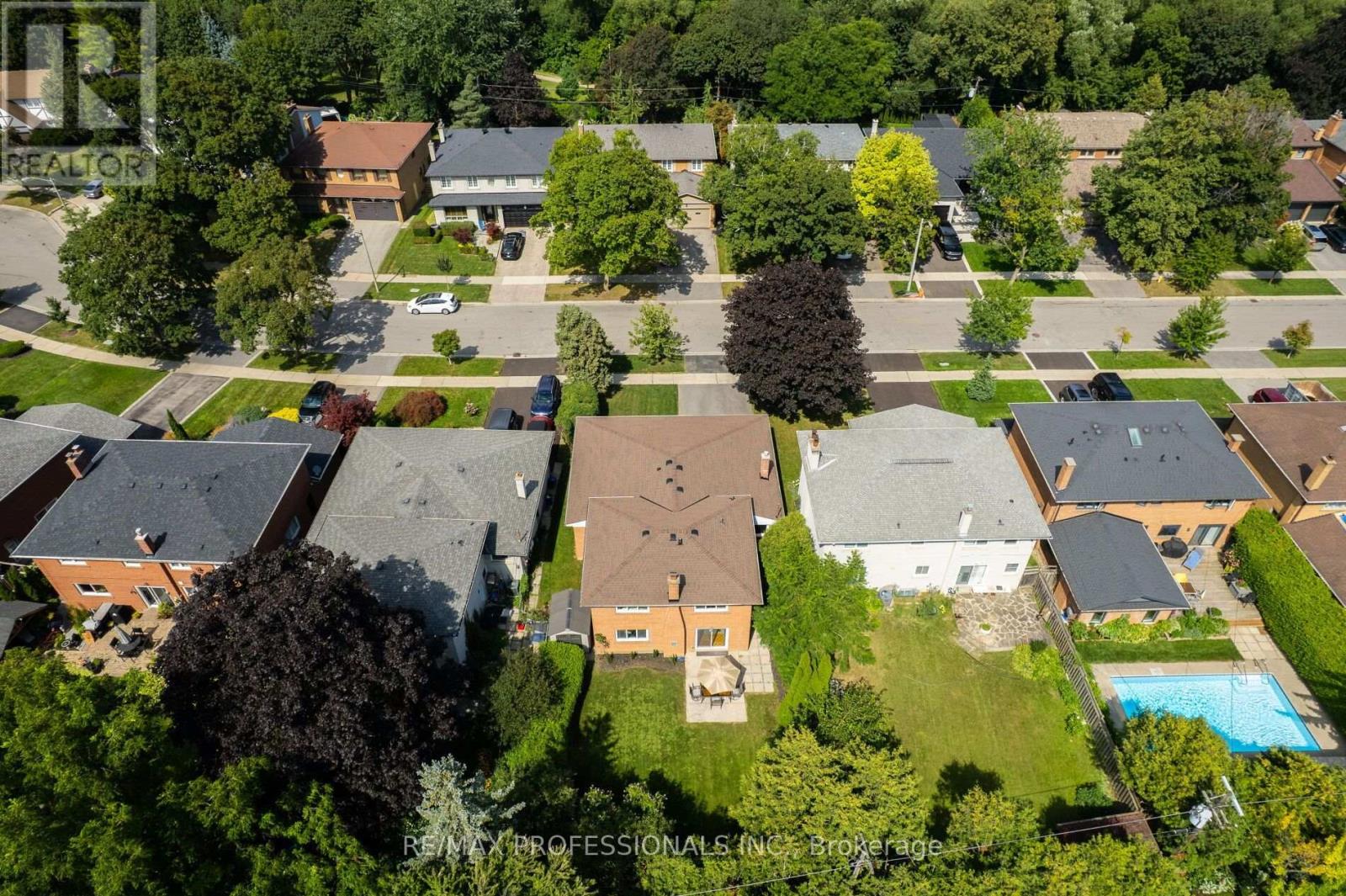 36 Thicket Road Property Photo 48