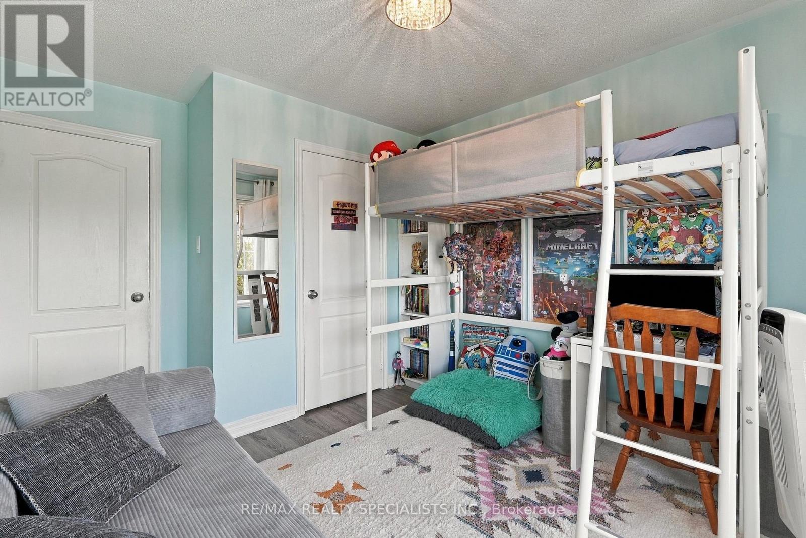 1108 Cumming Boulevard Property Photo 19