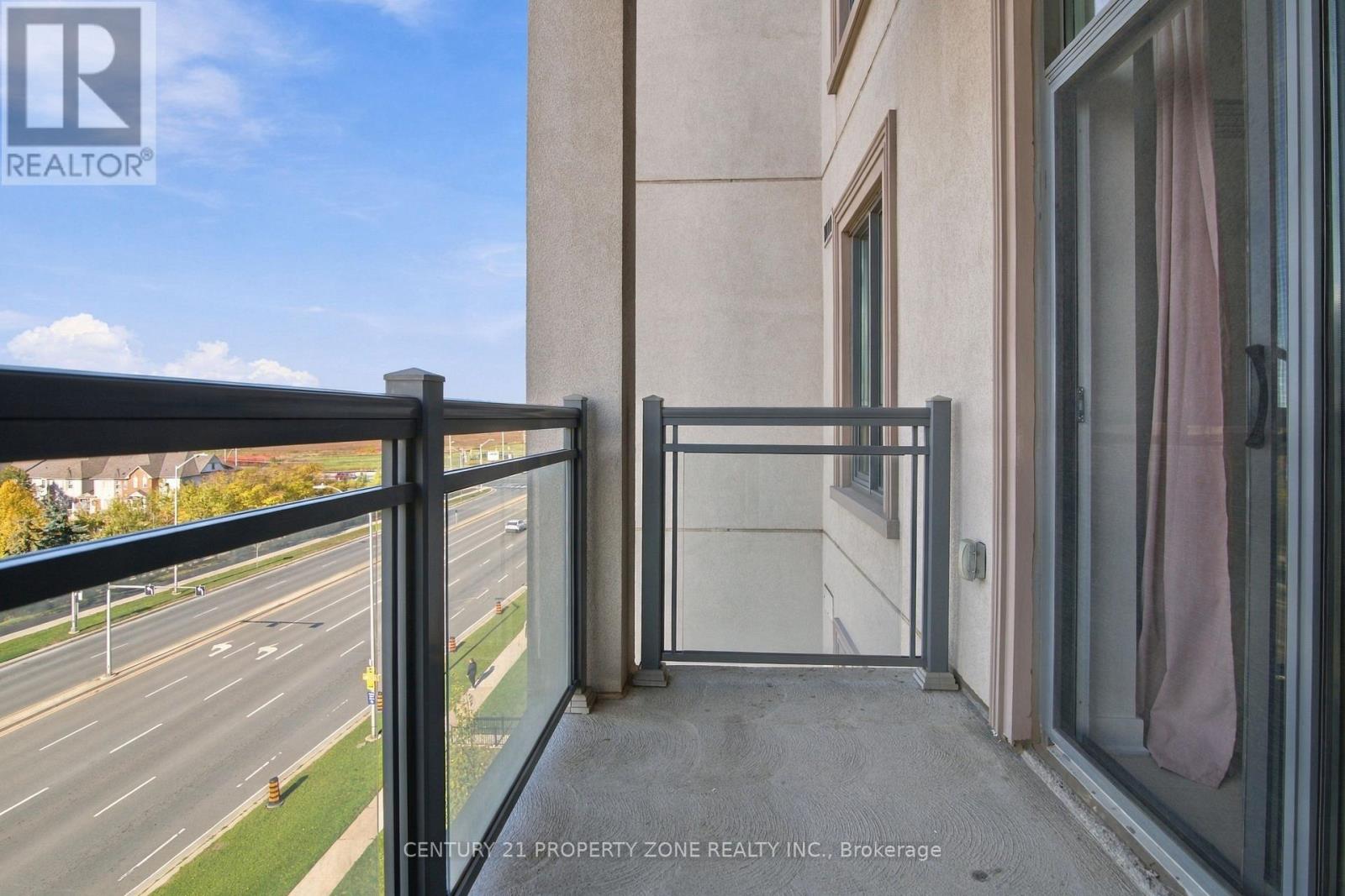 510 - 2490 Old Bronte Road Property Photo 6