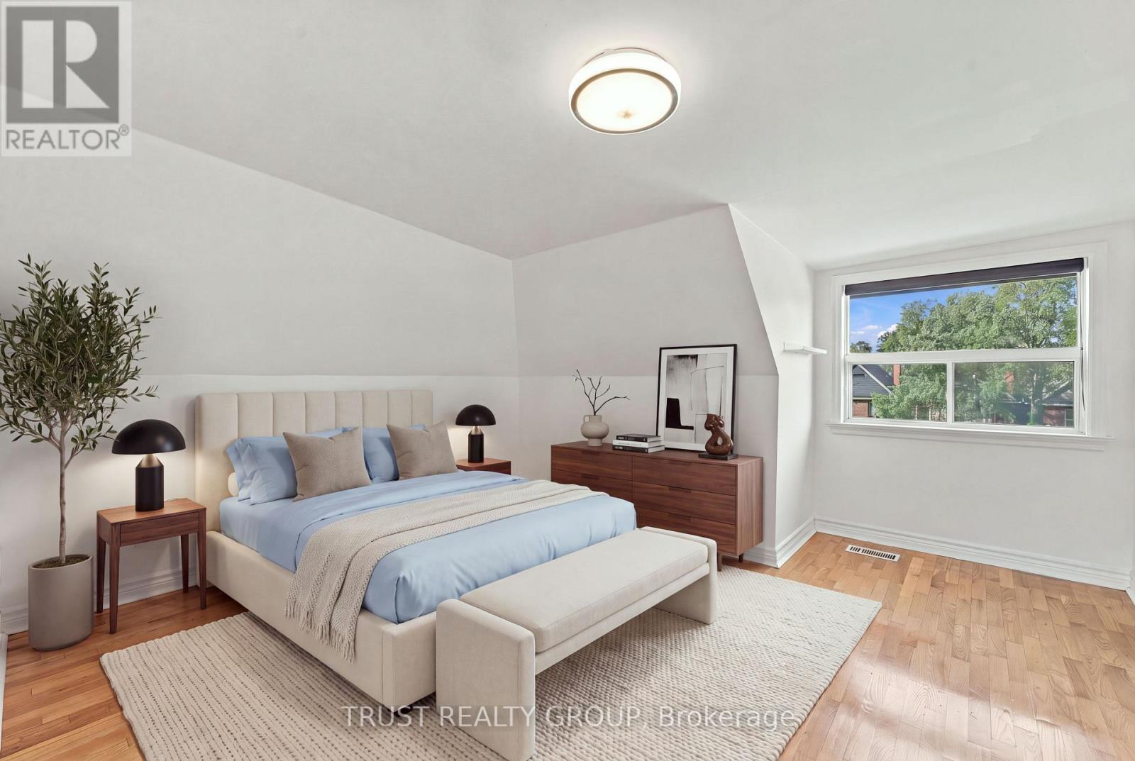 2nd & 3rd Floor - 2279 Dundas Street W Property Photo 20