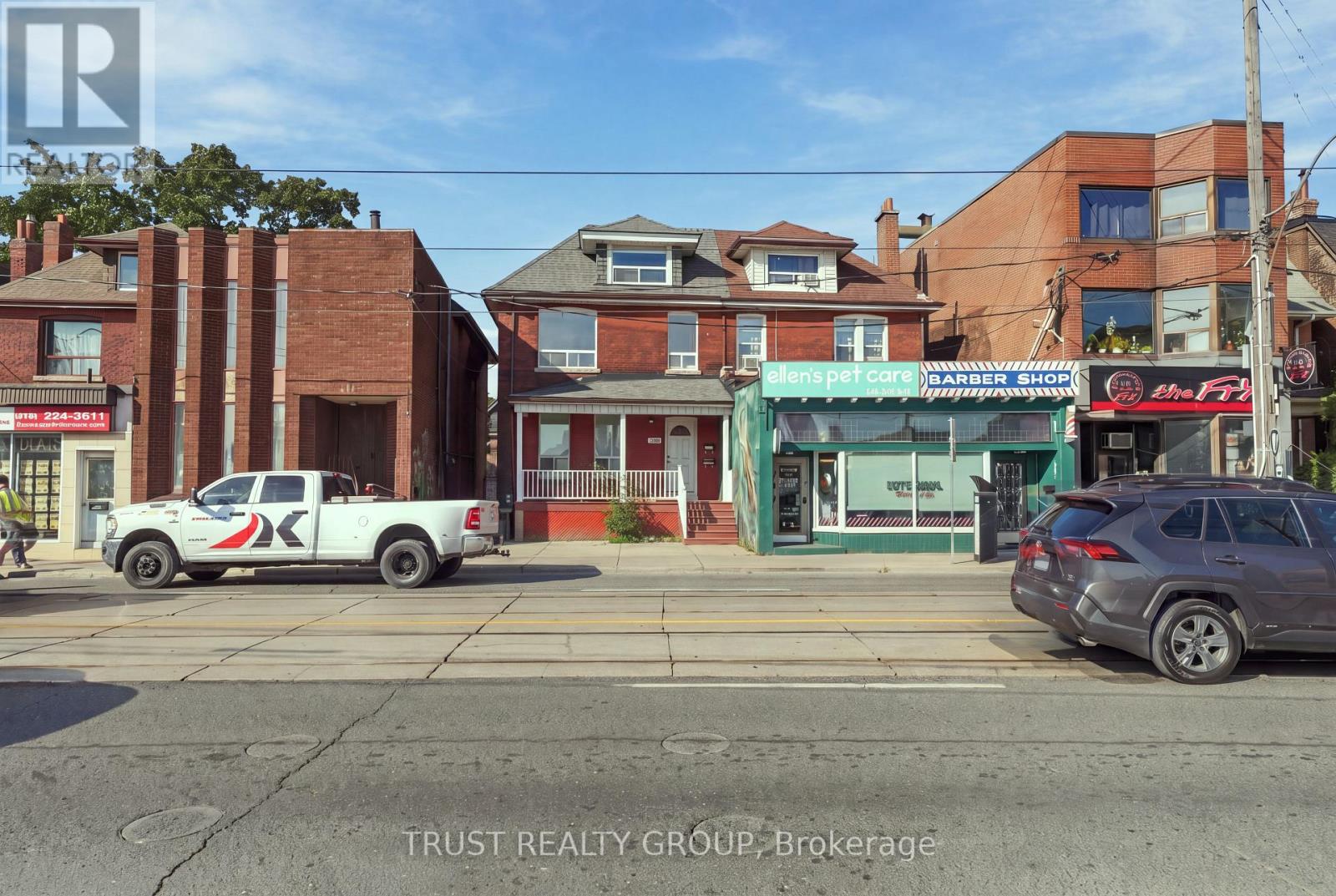 2nd & 3rd Floor - 2279 Dundas Street W Property Photo 31