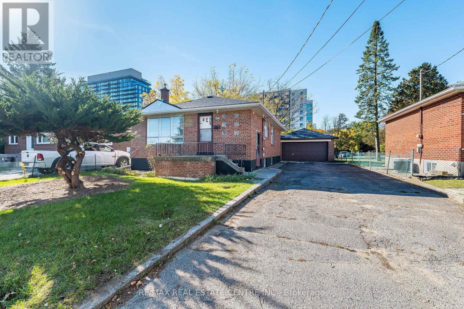 3066 Cook Street Property Photo 1