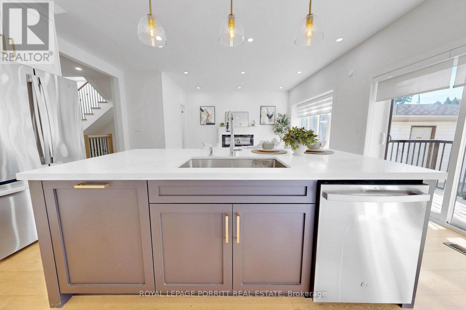 94 Edgecroft Road Property Photo 17