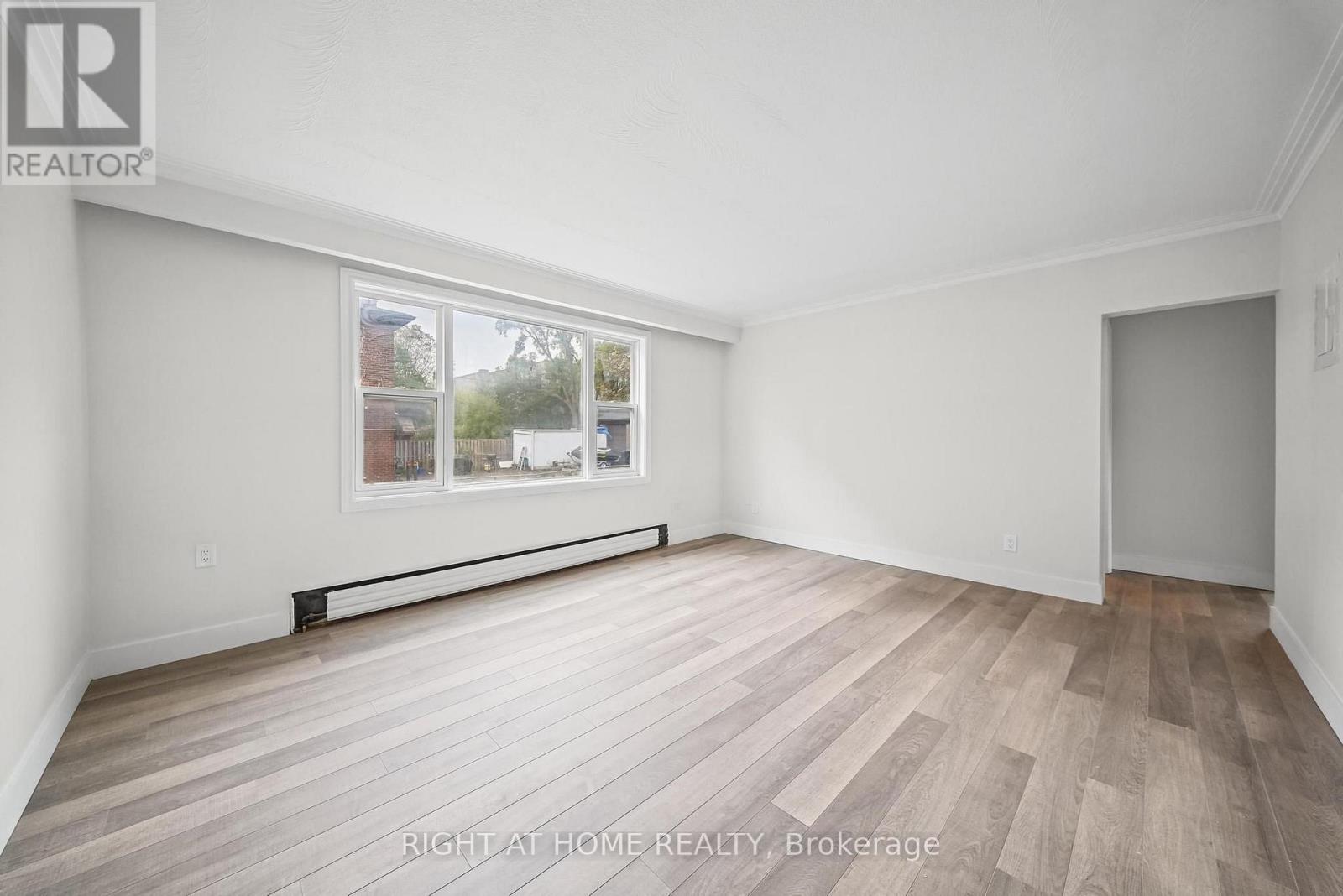 3 - 32 Vanevery Street Property Photo 6