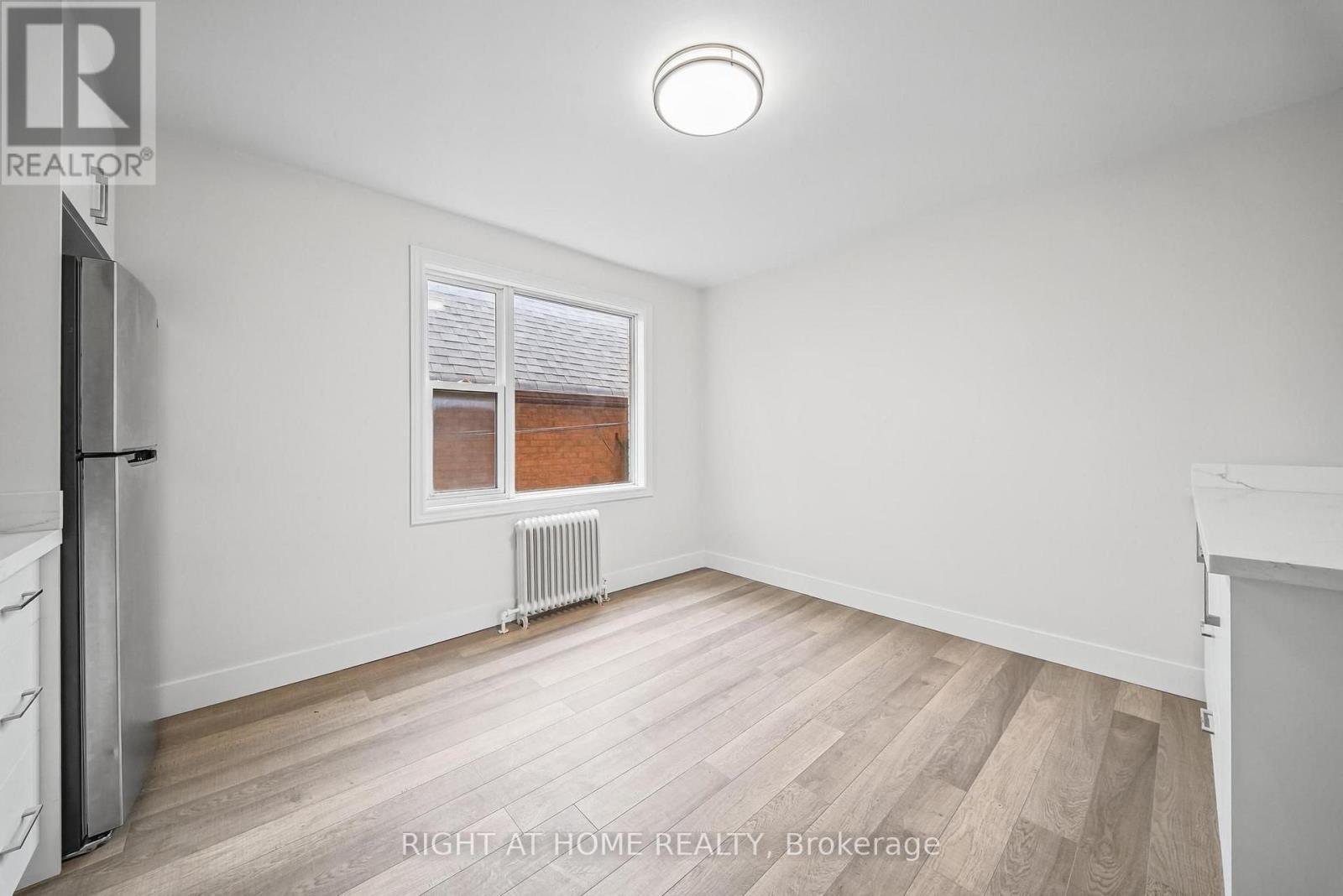 3 - 32 Vanevery Street Property Photo 11