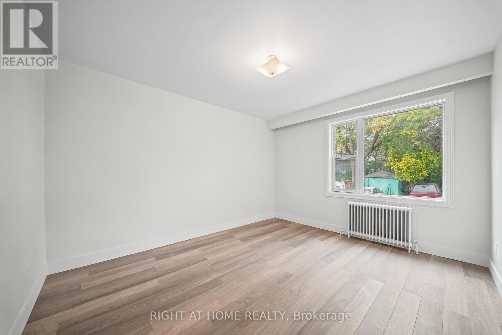 3 - 32 Vanevery Street Property Photo 13