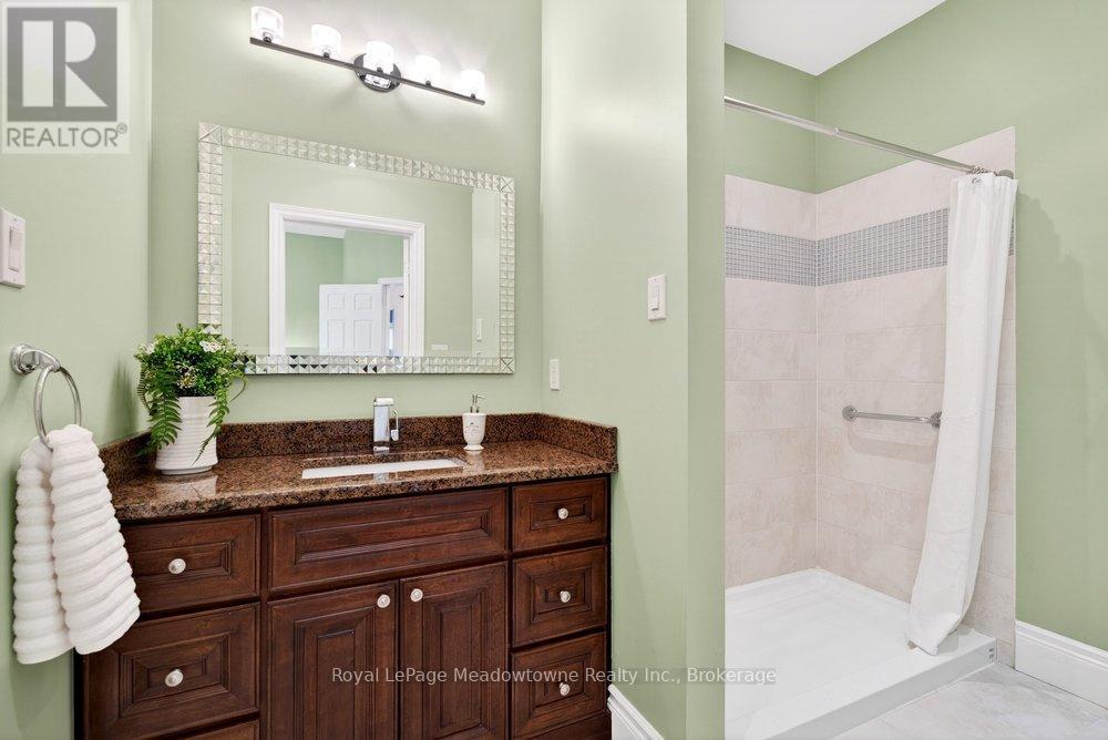 8550 Appleby Line Property Photo 30
