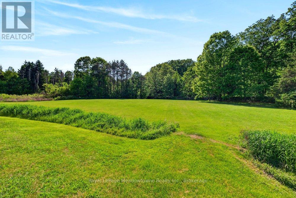 8550 Appleby Line Property Photo 41