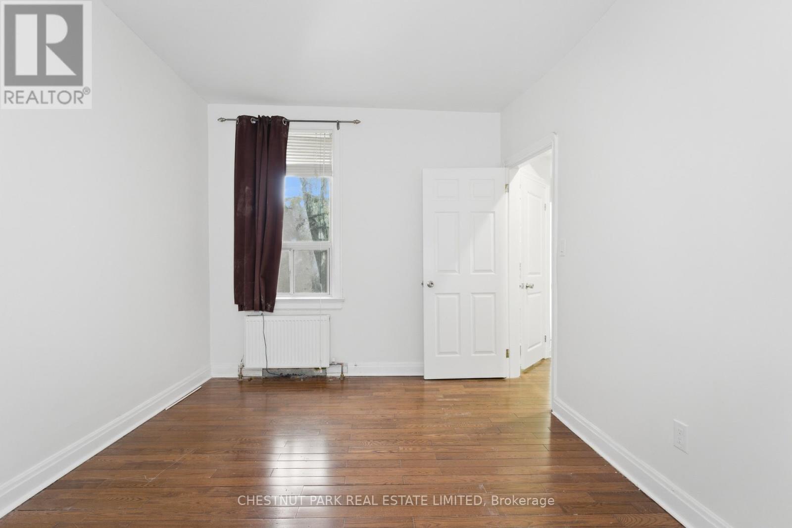 Upper - 41 Roncesvalles Avenue Property Photo 4
