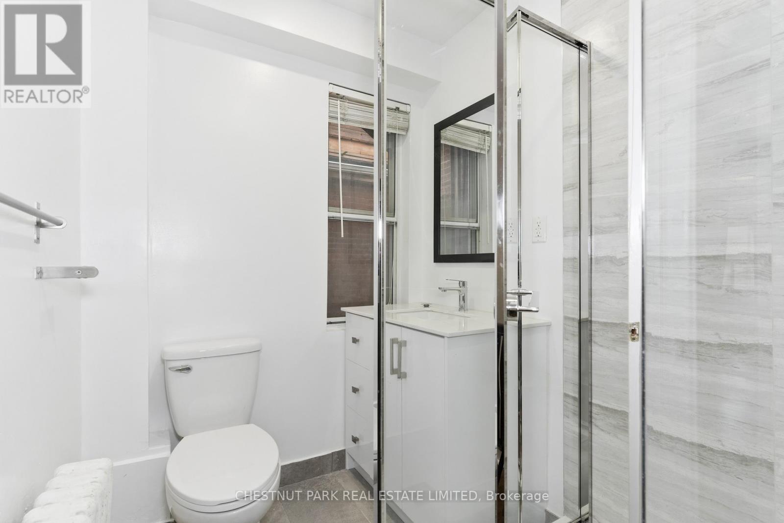 Upper - 41 Roncesvalles Avenue Property Photo 5