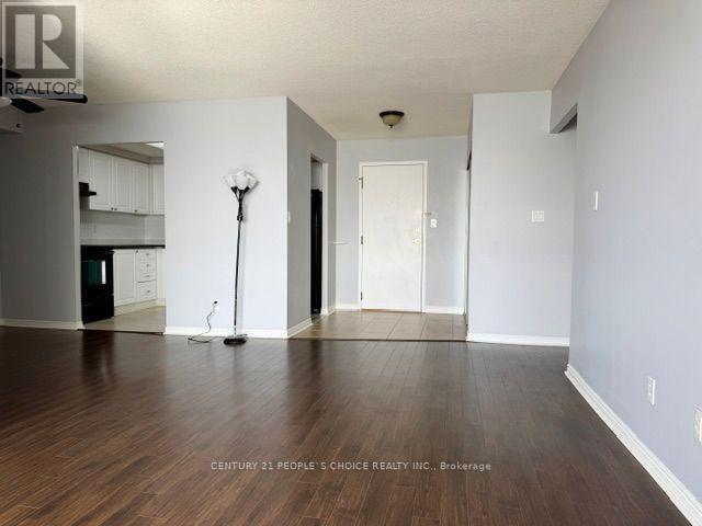 1109 - 135 Hillcrest Avenue Property Photo 7