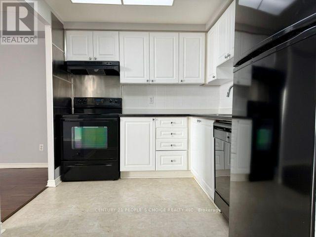 1109 - 135 Hillcrest Avenue Property Photo 12