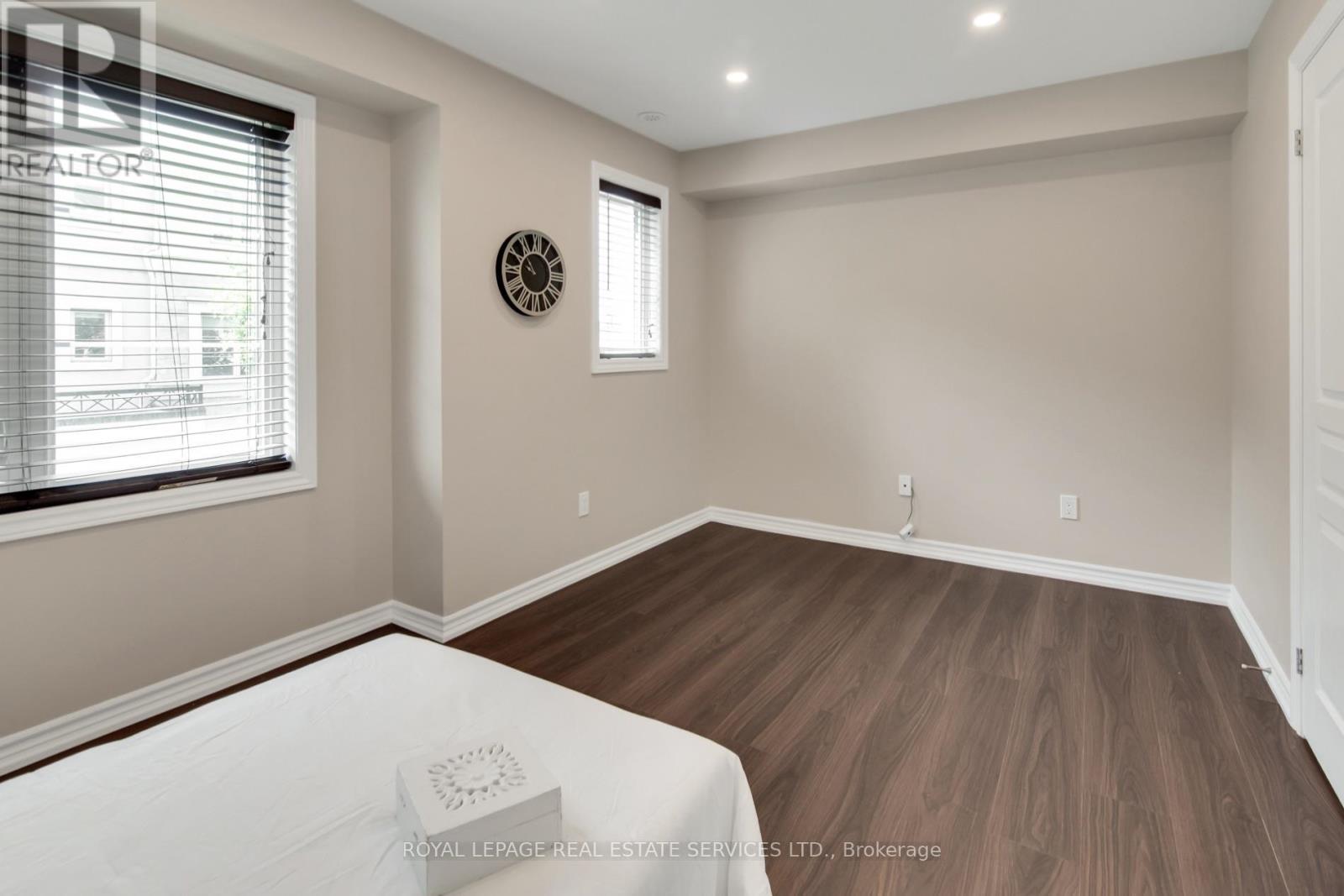 47 - 636 Evans Avenue Property Photo 16